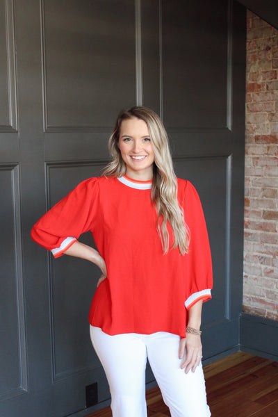 Boss Babe Blouse, Curvy - Red