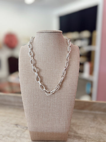 Chain Links Necklace
