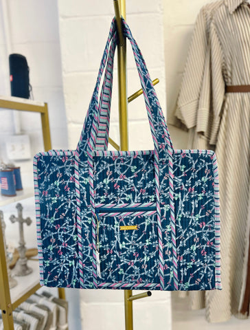 Quilted Tote Bag - Bows