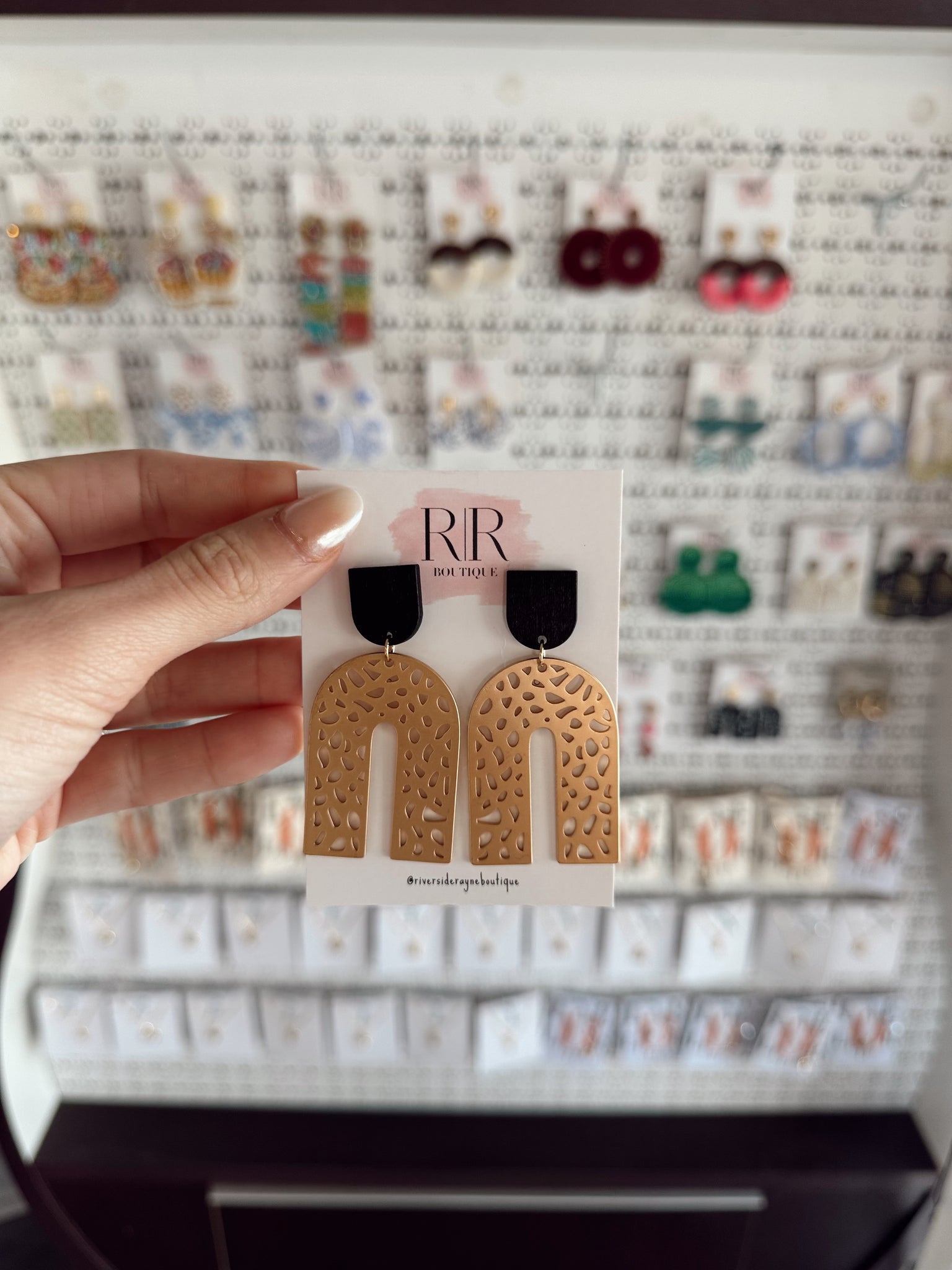 Shape Drop Earrings